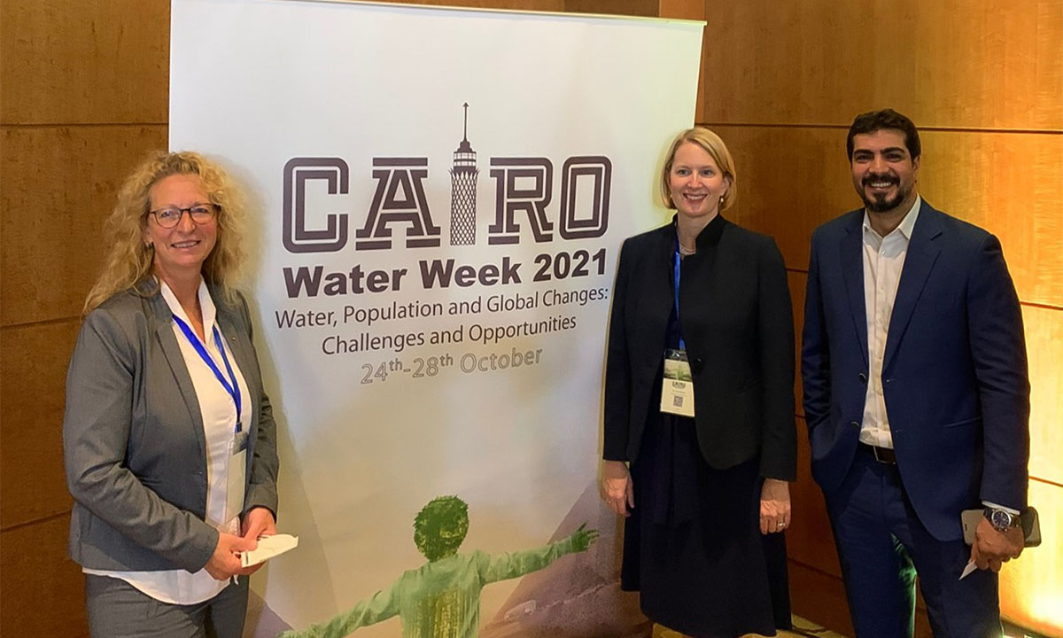 Kairo Water Week 2021 - Ahmed Haggag mit den Moderatorinnen