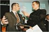 ATB Umwelttechnologien GmbH aus Porta Westfalica/Vlotho als GründerChampion 2002 für das Land Nordrhein-Westfalen ausgezeichnet.